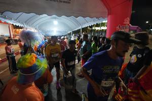 BIB: 173, 9636283, 4328
                            <button type="button" onclick="openModal(26257890)" class="btn btn-primary btn-sm float-right btn-popup" data-toggle="modal" data-target=".modal-high-quality">
                        <i class="fas fa-shopping-cart"></i> Add to Cart
                    </button>
                                            <button type="button" onclick="isThisMe(26257890, true)" class="btn btn-success btn-sm float-right btn-popup btn-isme hidden" data-toggle="tooltip" data-placement="bottom" title="นี่คือรูปของคุณใช่ไหม คลิกที่นี่เพื่อเอาเข้าอัลบั้ม">
                        <i class="fas fa-plus"></i> Add to album
                    </button>
                    <button type="button" onclick="isThisMe(26257890, false)" class="btn btn-warning btn-sm float-right btn-popup btn-isnotme hidden">
                        <i class="fas fa-ban"></i> Remove from album
                    </button>