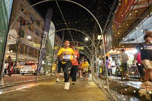 BIB: 310, 4927
                            <button type="button" onclick="openModal(26258948)" class="btn btn-primary btn-sm float-right btn-popup" data-toggle="modal" data-target=".modal-high-quality">
                        <i class="fas fa-shopping-cart"></i> Add to Cart
                    </button>
                                            <button type="button" onclick="isThisMe(26258948, true)" class="btn btn-success btn-sm float-right btn-popup btn-isme hidden" data-toggle="tooltip" data-placement="bottom" title="นี่คือรูปของคุณใช่ไหม คลิกที่นี่เพื่อเอาเข้าอัลบั้ม">
                        <i class="fas fa-plus"></i> Add to album
                    </button>
                    <button type="button" onclick="isThisMe(26258948, false)" class="btn btn-warning btn-sm float-right btn-popup btn-isnotme hidden">
                        <i class="fas fa-ban"></i> Remove from album
                    </button>