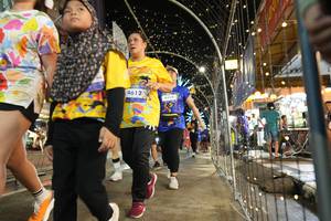 BIB: 4612, 4454
                            <button type="button" onclick="openModal(26259690)" class="btn btn-primary btn-sm float-right btn-popup" data-toggle="modal" data-target=".modal-high-quality">
                        <i class="fas fa-shopping-cart"></i> Add to Cart
                    </button>
                                            <button type="button" onclick="isThisMe(26259690, true)" class="btn btn-success btn-sm float-right btn-popup btn-isme hidden" data-toggle="tooltip" data-placement="bottom" title="นี่คือรูปของคุณใช่ไหม คลิกที่นี่เพื่อเอาเข้าอัลบั้ม">
                        <i class="fas fa-plus"></i> Add to album
                    </button>
                    <button type="button" onclick="isThisMe(26259690, false)" class="btn btn-warning btn-sm float-right btn-popup btn-isnotme hidden">
                        <i class="fas fa-ban"></i> Remove from album
                    </button>