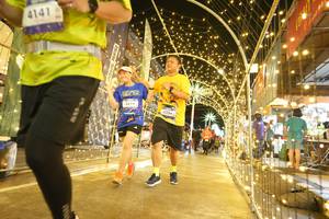 BIB: 4141, 3610, 4224
                            <button type="button" onclick="openModal(26259929)" class="btn btn-primary btn-sm float-right btn-popup" data-toggle="modal" data-target=".modal-high-quality">
                        <i class="fas fa-shopping-cart"></i> Add to Cart
                    </button>
                                            <button type="button" onclick="isThisMe(26259929, true)" class="btn btn-success btn-sm float-right btn-popup btn-isme hidden" data-toggle="tooltip" data-placement="bottom" title="นี่คือรูปของคุณใช่ไหม คลิกที่นี่เพื่อเอาเข้าอัลบั้ม">
                        <i class="fas fa-plus"></i> Add to album
                    </button>
                    <button type="button" onclick="isThisMe(26259929, false)" class="btn btn-warning btn-sm float-right btn-popup btn-isnotme hidden">
                        <i class="fas fa-ban"></i> Remove from album
                    </button>