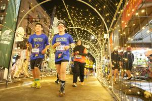 BIB: 826, 1959, 3372, 3058
                            <button type="button" onclick="openModal(26258982)" class="btn btn-primary btn-sm float-right btn-popup" data-toggle="modal" data-target=".modal-high-quality">
                        <i class="fas fa-shopping-cart"></i> Add to Cart
                    </button>
                                            <button type="button" onclick="isThisMe(26258982, true)" class="btn btn-success btn-sm float-right btn-popup btn-isme hidden" data-toggle="tooltip" data-placement="bottom" title="นี่คือรูปของคุณใช่ไหม คลิกที่นี่เพื่อเอาเข้าอัลบั้ม">
                        <i class="fas fa-plus"></i> Add to album
                    </button>
                    <button type="button" onclick="isThisMe(26258982, false)" class="btn btn-warning btn-sm float-right btn-popup btn-isnotme hidden">
                        <i class="fas fa-ban"></i> Remove from album
                    </button>