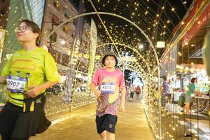 BIB: 4312, 3907
                            <button type="button" onclick="openModal(26259826)" class="btn btn-primary btn-sm float-right btn-popup" data-toggle="modal" data-target=".modal-high-quality">
                        <i class="fas fa-shopping-cart"></i> Add to Cart
                    </button>
                                            <button type="button" onclick="isThisMe(26259826, true)" class="btn btn-success btn-sm float-right btn-popup btn-isme hidden" data-toggle="tooltip" data-placement="bottom" title="นี่คือรูปของคุณใช่ไหม คลิกที่นี่เพื่อเอาเข้าอัลบั้ม">
                        <i class="fas fa-plus"></i> Add to album
                    </button>
                    <button type="button" onclick="isThisMe(26259826, false)" class="btn btn-warning btn-sm float-right btn-popup btn-isnotme hidden">
                        <i class="fas fa-ban"></i> Remove from album
                    </button>