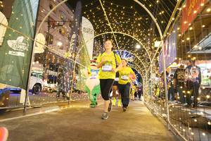 BIB: 3306
                            <button type="button" onclick="openModal(26259042)" class="btn btn-primary btn-sm float-right btn-popup" data-toggle="modal" data-target=".modal-high-quality">
                        <i class="fas fa-shopping-cart"></i> Add to Cart
                    </button>
                                            <button type="button" onclick="isThisMe(26259042, true)" class="btn btn-success btn-sm float-right btn-popup btn-isme hidden" data-toggle="tooltip" data-placement="bottom" title="นี่คือรูปของคุณใช่ไหม คลิกที่นี่เพื่อเอาเข้าอัลบั้ม">
                        <i class="fas fa-plus"></i> Add to album
                    </button>
                    <button type="button" onclick="isThisMe(26259042, false)" class="btn btn-warning btn-sm float-right btn-popup btn-isnotme hidden">
                        <i class="fas fa-ban"></i> Remove from album
                    </button>