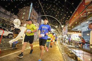 BIB: 847
                            <button type="button" onclick="openModal(26258445)" class="btn btn-primary btn-sm float-right btn-popup" data-toggle="modal" data-target=".modal-high-quality">
                        <i class="fas fa-shopping-cart"></i> Add to Cart
                    </button>
                                            <button type="button" onclick="isThisMe(26258445, true)" class="btn btn-success btn-sm float-right btn-popup btn-isme hidden" data-toggle="tooltip" data-placement="bottom" title="นี่คือรูปของคุณใช่ไหม คลิกที่นี่เพื่อเอาเข้าอัลบั้ม">
                        <i class="fas fa-plus"></i> Add to album
                    </button>
                    <button type="button" onclick="isThisMe(26258445, false)" class="btn btn-warning btn-sm float-right btn-popup btn-isnotme hidden">
                        <i class="fas fa-ban"></i> Remove from album
                    </button>