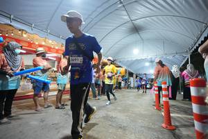 BIB: 3691
                            <button type="button" onclick="openModal(26258387)" class="btn btn-primary btn-sm float-right btn-popup" data-toggle="modal" data-target=".modal-high-quality">
                        <i class="fas fa-shopping-cart"></i> Add to Cart
                    </button>
                                            <button type="button" onclick="isThisMe(26258387, true)" class="btn btn-success btn-sm float-right btn-popup btn-isme hidden" data-toggle="tooltip" data-placement="bottom" title="นี่คือรูปของคุณใช่ไหม คลิกที่นี่เพื่อเอาเข้าอัลบั้ม">
                        <i class="fas fa-plus"></i> Add to album
                    </button>
                    <button type="button" onclick="isThisMe(26258387, false)" class="btn btn-warning btn-sm float-right btn-popup btn-isnotme hidden">
                        <i class="fas fa-ban"></i> Remove from album
                    </button>