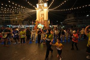 BIB: 3009, 1024
                            <button type="button" onclick="openModal(26260520)" class="btn btn-primary btn-sm float-right btn-popup" data-toggle="modal" data-target=".modal-high-quality">
                        <i class="fas fa-shopping-cart"></i> Add to Cart
                    </button>
                                            <button type="button" onclick="isThisMe(26260520, true)" class="btn btn-success btn-sm float-right btn-popup btn-isme hidden" data-toggle="tooltip" data-placement="bottom" title="นี่คือรูปของคุณใช่ไหม คลิกที่นี่เพื่อเอาเข้าอัลบั้ม">
                        <i class="fas fa-plus"></i> Add to album
                    </button>
                    <button type="button" onclick="isThisMe(26260520, false)" class="btn btn-warning btn-sm float-right btn-popup btn-isnotme hidden">
                        <i class="fas fa-ban"></i> Remove from album
                    </button>