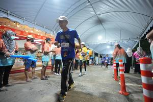 BIB: 3691
                            <button type="button" onclick="openModal(26258382)" class="btn btn-primary btn-sm float-right btn-popup" data-toggle="modal" data-target=".modal-high-quality">
                        <i class="fas fa-shopping-cart"></i> Add to Cart
                    </button>
                                            <button type="button" onclick="isThisMe(26258382, true)" class="btn btn-success btn-sm float-right btn-popup btn-isme hidden" data-toggle="tooltip" data-placement="bottom" title="นี่คือรูปของคุณใช่ไหม คลิกที่นี่เพื่อเอาเข้าอัลบั้ม">
                        <i class="fas fa-plus"></i> Add to album
                    </button>
                    <button type="button" onclick="isThisMe(26258382, false)" class="btn btn-warning btn-sm float-right btn-popup btn-isnotme hidden">
                        <i class="fas fa-ban"></i> Remove from album
                    </button>