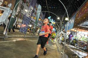 BIB: 1014
                            <button type="button" onclick="openModal(26258632)" class="btn btn-primary btn-sm float-right btn-popup" data-toggle="modal" data-target=".modal-high-quality">
                        <i class="fas fa-shopping-cart"></i> Add to Cart
                    </button>
                                            <button type="button" onclick="isThisMe(26258632, true)" class="btn btn-success btn-sm float-right btn-popup btn-isme hidden" data-toggle="tooltip" data-placement="bottom" title="นี่คือรูปของคุณใช่ไหม คลิกที่นี่เพื่อเอาเข้าอัลบั้ม">
                        <i class="fas fa-plus"></i> Add to album
                    </button>
                    <button type="button" onclick="isThisMe(26258632, false)" class="btn btn-warning btn-sm float-right btn-popup btn-isnotme hidden">
                        <i class="fas fa-ban"></i> Remove from album
                    </button>