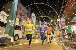 BIB: 461
                            <button type="button" onclick="openModal(26259323)" class="btn btn-primary btn-sm float-right btn-popup" data-toggle="modal" data-target=".modal-high-quality">
                        <i class="fas fa-shopping-cart"></i> Add to Cart
                    </button>
                                            <button type="button" onclick="isThisMe(26259323, true)" class="btn btn-success btn-sm float-right btn-popup btn-isme hidden" data-toggle="tooltip" data-placement="bottom" title="นี่คือรูปของคุณใช่ไหม คลิกที่นี่เพื่อเอาเข้าอัลบั้ม">
                        <i class="fas fa-plus"></i> Add to album
                    </button>
                    <button type="button" onclick="isThisMe(26259323, false)" class="btn btn-warning btn-sm float-right btn-popup btn-isnotme hidden">
                        <i class="fas fa-ban"></i> Remove from album
                    </button>