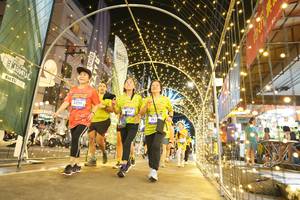 BIB: 3234
                            <button type="button" onclick="openModal(26259653)" class="btn btn-primary btn-sm float-right btn-popup" data-toggle="modal" data-target=".modal-high-quality">
                        <i class="fas fa-shopping-cart"></i> Add to Cart
                    </button>
                                            <button type="button" onclick="isThisMe(26259653, true)" class="btn btn-success btn-sm float-right btn-popup btn-isme hidden" data-toggle="tooltip" data-placement="bottom" title="นี่คือรูปของคุณใช่ไหม คลิกที่นี่เพื่อเอาเข้าอัลบั้ม">
                        <i class="fas fa-plus"></i> Add to album
                    </button>
                    <button type="button" onclick="isThisMe(26259653, false)" class="btn btn-warning btn-sm float-right btn-popup btn-isnotme hidden">
                        <i class="fas fa-ban"></i> Remove from album
                    </button>