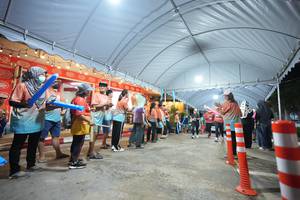 BIB: 
                            <button type="button" onclick="openModal(26258097)" class="btn btn-primary btn-sm float-right btn-popup" data-toggle="modal" data-target=".modal-high-quality">
                        <i class="fas fa-shopping-cart"></i> Add to Cart
                    </button>
                                            <button type="button" onclick="isThisMe(26258097, true)" class="btn btn-success btn-sm float-right btn-popup btn-isme hidden" data-toggle="tooltip" data-placement="bottom" title="นี่คือรูปของคุณใช่ไหม คลิกที่นี่เพื่อเอาเข้าอัลบั้ม">
                        <i class="fas fa-plus"></i> Add to album
                    </button>
                    <button type="button" onclick="isThisMe(26258097, false)" class="btn btn-warning btn-sm float-right btn-popup btn-isnotme hidden">
                        <i class="fas fa-ban"></i> Remove from album
                    </button>