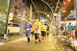 BIB: 3106, 3405
                            <button type="button" onclick="openModal(26260074)" class="btn btn-primary btn-sm float-right btn-popup" data-toggle="modal" data-target=".modal-high-quality">
                        <i class="fas fa-shopping-cart"></i> Add to Cart
                    </button>
                                            <button type="button" onclick="isThisMe(26260074, true)" class="btn btn-success btn-sm float-right btn-popup btn-isme hidden" data-toggle="tooltip" data-placement="bottom" title="นี่คือรูปของคุณใช่ไหม คลิกที่นี่เพื่อเอาเข้าอัลบั้ม">
                        <i class="fas fa-plus"></i> Add to album
                    </button>
                    <button type="button" onclick="isThisMe(26260074, false)" class="btn btn-warning btn-sm float-right btn-popup btn-isnotme hidden">
                        <i class="fas fa-ban"></i> Remove from album
                    </button>