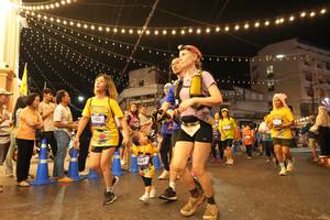 BIB: 1102, 037
                            <button type="button" onclick="openModal(26260452)" class="btn btn-primary btn-sm float-right btn-popup" data-toggle="modal" data-target=".modal-high-quality">
                        <i class="fas fa-shopping-cart"></i> Add to Cart
                    </button>
                                            <button type="button" onclick="isThisMe(26260452, true)" class="btn btn-success btn-sm float-right btn-popup btn-isme hidden" data-toggle="tooltip" data-placement="bottom" title="นี่คือรูปของคุณใช่ไหม คลิกที่นี่เพื่อเอาเข้าอัลบั้ม">
                        <i class="fas fa-plus"></i> Add to album
                    </button>
                    <button type="button" onclick="isThisMe(26260452, false)" class="btn btn-warning btn-sm float-right btn-popup btn-isnotme hidden">
                        <i class="fas fa-ban"></i> Remove from album
                    </button>