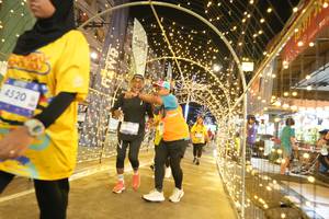 BIB: 4520
                            <button type="button" onclick="openModal(26259773)" class="btn btn-primary btn-sm float-right btn-popup" data-toggle="modal" data-target=".modal-high-quality">
                        <i class="fas fa-shopping-cart"></i> Add to Cart
                    </button>
                                            <button type="button" onclick="isThisMe(26259773, true)" class="btn btn-success btn-sm float-right btn-popup btn-isme hidden" data-toggle="tooltip" data-placement="bottom" title="นี่คือรูปของคุณใช่ไหม คลิกที่นี่เพื่อเอาเข้าอัลบั้ม">
                        <i class="fas fa-plus"></i> Add to album
                    </button>
                    <button type="button" onclick="isThisMe(26259773, false)" class="btn btn-warning btn-sm float-right btn-popup btn-isnotme hidden">
                        <i class="fas fa-ban"></i> Remove from album
                    </button>