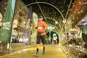 BIB: 3702
                            <button type="button" onclick="openModal(26259281)" class="btn btn-primary btn-sm float-right btn-popup" data-toggle="modal" data-target=".modal-high-quality">
                        <i class="fas fa-shopping-cart"></i> Add to Cart
                    </button>
                                            <button type="button" onclick="isThisMe(26259281, true)" class="btn btn-success btn-sm float-right btn-popup btn-isme hidden" data-toggle="tooltip" data-placement="bottom" title="นี่คือรูปของคุณใช่ไหม คลิกที่นี่เพื่อเอาเข้าอัลบั้ม">
                        <i class="fas fa-plus"></i> Add to album
                    </button>
                    <button type="button" onclick="isThisMe(26259281, false)" class="btn btn-warning btn-sm float-right btn-popup btn-isnotme hidden">
                        <i class="fas fa-ban"></i> Remove from album
                    </button>