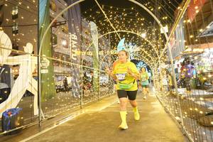 BIB: 3773
                            <button type="button" onclick="openModal(26258639)" class="btn btn-primary btn-sm float-right btn-popup" data-toggle="modal" data-target=".modal-high-quality">
                        <i class="fas fa-shopping-cart"></i> Add to Cart
                    </button>
                                            <button type="button" onclick="isThisMe(26258639, true)" class="btn btn-success btn-sm float-right btn-popup btn-isme hidden" data-toggle="tooltip" data-placement="bottom" title="นี่คือรูปของคุณใช่ไหม คลิกที่นี่เพื่อเอาเข้าอัลบั้ม">
                        <i class="fas fa-plus"></i> Add to album
                    </button>
                    <button type="button" onclick="isThisMe(26258639, false)" class="btn btn-warning btn-sm float-right btn-popup btn-isnotme hidden">
                        <i class="fas fa-ban"></i> Remove from album
                    </button>