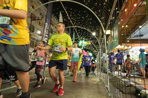 BIB: 127
                            <button type="button" onclick="openModal(26260232)" class="btn btn-primary btn-sm float-right btn-popup" data-toggle="modal" data-target=".modal-high-quality">
                        <i class="fas fa-shopping-cart"></i> Add to Cart
                    </button>
                                            <button type="button" onclick="isThisMe(26260232, true)" class="btn btn-success btn-sm float-right btn-popup btn-isme hidden" data-toggle="tooltip" data-placement="bottom" title="นี่คือรูปของคุณใช่ไหม คลิกที่นี่เพื่อเอาเข้าอัลบั้ม">
                        <i class="fas fa-plus"></i> Add to album
                    </button>
                    <button type="button" onclick="isThisMe(26260232, false)" class="btn btn-warning btn-sm float-right btn-popup btn-isnotme hidden">
                        <i class="fas fa-ban"></i> Remove from album
                    </button>