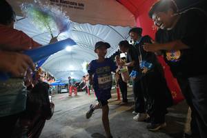 BIB: 3377, 073, 9636283, 4576
                            <button type="button" onclick="openModal(26257774)" class="btn btn-primary btn-sm float-right btn-popup" data-toggle="modal" data-target=".modal-high-quality">
                        <i class="fas fa-shopping-cart"></i> Add to Cart
                    </button>
                                            <button type="button" onclick="isThisMe(26257774, true)" class="btn btn-success btn-sm float-right btn-popup btn-isme hidden" data-toggle="tooltip" data-placement="bottom" title="นี่คือรูปของคุณใช่ไหม คลิกที่นี่เพื่อเอาเข้าอัลบั้ม">
                        <i class="fas fa-plus"></i> Add to album
                    </button>
                    <button type="button" onclick="isThisMe(26257774, false)" class="btn btn-warning btn-sm float-right btn-popup btn-isnotme hidden">
                        <i class="fas fa-ban"></i> Remove from album
                    </button>