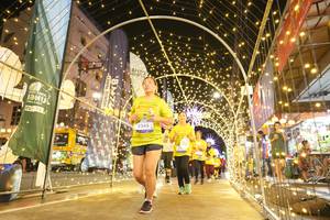 BIB: 3245
                            <button type="button" onclick="openModal(26259358)" class="btn btn-primary btn-sm float-right btn-popup" data-toggle="modal" data-target=".modal-high-quality">
                        <i class="fas fa-shopping-cart"></i> Add to Cart
                    </button>
                                            <button type="button" onclick="isThisMe(26259358, true)" class="btn btn-success btn-sm float-right btn-popup btn-isme hidden" data-toggle="tooltip" data-placement="bottom" title="นี่คือรูปของคุณใช่ไหม คลิกที่นี่เพื่อเอาเข้าอัลบั้ม">
                        <i class="fas fa-plus"></i> Add to album
                    </button>
                    <button type="button" onclick="isThisMe(26259358, false)" class="btn btn-warning btn-sm float-right btn-popup btn-isnotme hidden">
                        <i class="fas fa-ban"></i> Remove from album
                    </button>