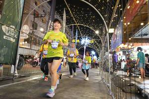 BIB: 3892, 4594
                            <button type="button" onclick="openModal(26260194)" class="btn btn-primary btn-sm float-right btn-popup" data-toggle="modal" data-target=".modal-high-quality">
                        <i class="fas fa-shopping-cart"></i> Add to Cart
                    </button>
                                            <button type="button" onclick="isThisMe(26260194, true)" class="btn btn-success btn-sm float-right btn-popup btn-isme hidden" data-toggle="tooltip" data-placement="bottom" title="นี่คือรูปของคุณใช่ไหม คลิกที่นี่เพื่อเอาเข้าอัลบั้ม">
                        <i class="fas fa-plus"></i> Add to album
                    </button>
                    <button type="button" onclick="isThisMe(26260194, false)" class="btn btn-warning btn-sm float-right btn-popup btn-isnotme hidden">
                        <i class="fas fa-ban"></i> Remove from album
                    </button>