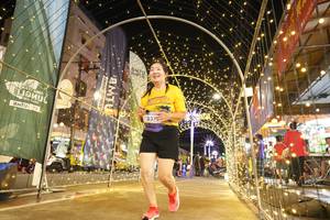 BIB: 3373
                            <button type="button" onclick="openModal(26259442)" class="btn btn-primary btn-sm float-right btn-popup" data-toggle="modal" data-target=".modal-high-quality">
                        <i class="fas fa-shopping-cart"></i> Add to Cart
                    </button>
                                            <button type="button" onclick="isThisMe(26259442, true)" class="btn btn-success btn-sm float-right btn-popup btn-isme hidden" data-toggle="tooltip" data-placement="bottom" title="นี่คือรูปของคุณใช่ไหม คลิกที่นี่เพื่อเอาเข้าอัลบั้ม">
                        <i class="fas fa-plus"></i> Add to album
                    </button>
                    <button type="button" onclick="isThisMe(26259442, false)" class="btn btn-warning btn-sm float-right btn-popup btn-isnotme hidden">
                        <i class="fas fa-ban"></i> Remove from album
                    </button>