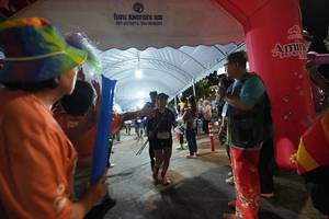 BIB: 8376073, 9638283
                            <button type="button" onclick="openModal(26257801)" class="btn btn-primary btn-sm float-right btn-popup" data-toggle="modal" data-target=".modal-high-quality">
                        <i class="fas fa-shopping-cart"></i> Add to Cart
                    </button>
                                            <button type="button" onclick="isThisMe(26257801, true)" class="btn btn-success btn-sm float-right btn-popup btn-isme hidden" data-toggle="tooltip" data-placement="bottom" title="นี่คือรูปของคุณใช่ไหม คลิกที่นี่เพื่อเอาเข้าอัลบั้ม">
                        <i class="fas fa-plus"></i> Add to album
                    </button>
                    <button type="button" onclick="isThisMe(26257801, false)" class="btn btn-warning btn-sm float-right btn-popup btn-isnotme hidden">
                        <i class="fas fa-ban"></i> Remove from album
                    </button>