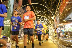 BIB: 3337, 3911, 152
                            <button type="button" onclick="openModal(26259153)" class="btn btn-primary btn-sm float-right btn-popup" data-toggle="modal" data-target=".modal-high-quality">
                        <i class="fas fa-shopping-cart"></i> Add to Cart
                    </button>
                                            <button type="button" onclick="isThisMe(26259153, true)" class="btn btn-success btn-sm float-right btn-popup btn-isme hidden" data-toggle="tooltip" data-placement="bottom" title="นี่คือรูปของคุณใช่ไหม คลิกที่นี่เพื่อเอาเข้าอัลบั้ม">
                        <i class="fas fa-plus"></i> Add to album
                    </button>
                    <button type="button" onclick="isThisMe(26259153, false)" class="btn btn-warning btn-sm float-right btn-popup btn-isnotme hidden">
                        <i class="fas fa-ban"></i> Remove from album
                    </button>