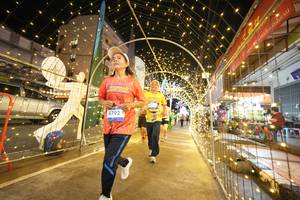 BIB: 4792
                            <button type="button" onclick="openModal(26258566)" class="btn btn-primary btn-sm float-right btn-popup" data-toggle="modal" data-target=".modal-high-quality">
                        <i class="fas fa-shopping-cart"></i> Add to Cart
                    </button>
                                            <button type="button" onclick="isThisMe(26258566, true)" class="btn btn-success btn-sm float-right btn-popup btn-isme hidden" data-toggle="tooltip" data-placement="bottom" title="นี่คือรูปของคุณใช่ไหม คลิกที่นี่เพื่อเอาเข้าอัลบั้ม">
                        <i class="fas fa-plus"></i> Add to album
                    </button>
                    <button type="button" onclick="isThisMe(26258566, false)" class="btn btn-warning btn-sm float-right btn-popup btn-isnotme hidden">
                        <i class="fas fa-ban"></i> Remove from album
                    </button>