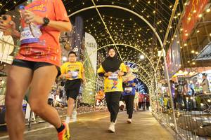 BIB: 360
                            <button type="button" onclick="openModal(26259073)" class="btn btn-primary btn-sm float-right btn-popup" data-toggle="modal" data-target=".modal-high-quality">
                        <i class="fas fa-shopping-cart"></i> Add to Cart
                    </button>
                                            <button type="button" onclick="isThisMe(26259073, true)" class="btn btn-success btn-sm float-right btn-popup btn-isme hidden" data-toggle="tooltip" data-placement="bottom" title="นี่คือรูปของคุณใช่ไหม คลิกที่นี่เพื่อเอาเข้าอัลบั้ม">
                        <i class="fas fa-plus"></i> Add to album
                    </button>
                    <button type="button" onclick="isThisMe(26259073, false)" class="btn btn-warning btn-sm float-right btn-popup btn-isnotme hidden">
                        <i class="fas fa-ban"></i> Remove from album
                    </button>