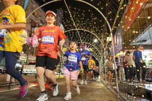 BIB: 3176, 4694
                            <button type="button" onclick="openModal(26258875)" class="btn btn-primary btn-sm float-right btn-popup" data-toggle="modal" data-target=".modal-high-quality">
                        <i class="fas fa-shopping-cart"></i> Add to Cart
                    </button>
                                            <button type="button" onclick="isThisMe(26258875, true)" class="btn btn-success btn-sm float-right btn-popup btn-isme hidden" data-toggle="tooltip" data-placement="bottom" title="นี่คือรูปของคุณใช่ไหม คลิกที่นี่เพื่อเอาเข้าอัลบั้ม">
                        <i class="fas fa-plus"></i> Add to album
                    </button>
                    <button type="button" onclick="isThisMe(26258875, false)" class="btn btn-warning btn-sm float-right btn-popup btn-isnotme hidden">
                        <i class="fas fa-ban"></i> Remove from album
                    </button>