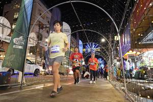 BIB: 4674
                            <button type="button" onclick="openModal(26259090)" class="btn btn-primary btn-sm float-right btn-popup" data-toggle="modal" data-target=".modal-high-quality">
                        <i class="fas fa-shopping-cart"></i> Add to Cart
                    </button>
                                            <button type="button" onclick="isThisMe(26259090, true)" class="btn btn-success btn-sm float-right btn-popup btn-isme hidden" data-toggle="tooltip" data-placement="bottom" title="นี่คือรูปของคุณใช่ไหม คลิกที่นี่เพื่อเอาเข้าอัลบั้ม">
                        <i class="fas fa-plus"></i> Add to album
                    </button>
                    <button type="button" onclick="isThisMe(26259090, false)" class="btn btn-warning btn-sm float-right btn-popup btn-isnotme hidden">
                        <i class="fas fa-ban"></i> Remove from album
                    </button>