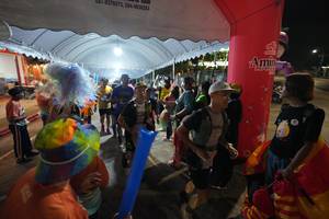 BIB: 8376073, 9636283
                            <button type="button" onclick="openModal(26257872)" class="btn btn-primary btn-sm float-right btn-popup" data-toggle="modal" data-target=".modal-high-quality">
                        <i class="fas fa-shopping-cart"></i> Add to Cart
                    </button>
                                            <button type="button" onclick="isThisMe(26257872, true)" class="btn btn-success btn-sm float-right btn-popup btn-isme hidden" data-toggle="tooltip" data-placement="bottom" title="นี่คือรูปของคุณใช่ไหม คลิกที่นี่เพื่อเอาเข้าอัลบั้ม">
                        <i class="fas fa-plus"></i> Add to album
                    </button>
                    <button type="button" onclick="isThisMe(26257872, false)" class="btn btn-warning btn-sm float-right btn-popup btn-isnotme hidden">
                        <i class="fas fa-ban"></i> Remove from album
                    </button>