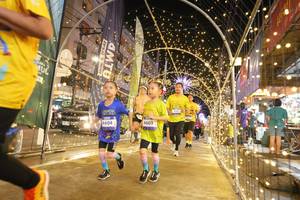 BIB: 4604, 4603
                            <button type="button" onclick="openModal(26259917)" class="btn btn-primary btn-sm float-right btn-popup" data-toggle="modal" data-target=".modal-high-quality">
                        <i class="fas fa-shopping-cart"></i> Add to Cart
                    </button>
                                            <button type="button" onclick="isThisMe(26259917, true)" class="btn btn-success btn-sm float-right btn-popup btn-isme hidden" data-toggle="tooltip" data-placement="bottom" title="นี่คือรูปของคุณใช่ไหม คลิกที่นี่เพื่อเอาเข้าอัลบั้ม">
                        <i class="fas fa-plus"></i> Add to album
                    </button>
                    <button type="button" onclick="isThisMe(26259917, false)" class="btn btn-warning btn-sm float-right btn-popup btn-isnotme hidden">
                        <i class="fas fa-ban"></i> Remove from album
                    </button>