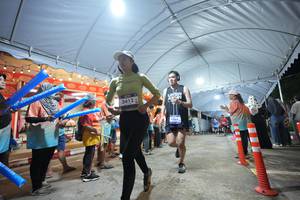 BIB: 3412, 1264
                            <button type="button" onclick="openModal(26258002)" class="btn btn-primary btn-sm float-right btn-popup" data-toggle="modal" data-target=".modal-high-quality">
                        <i class="fas fa-shopping-cart"></i> Add to Cart
                    </button>
                                            <button type="button" onclick="isThisMe(26258002, true)" class="btn btn-success btn-sm float-right btn-popup btn-isme hidden" data-toggle="tooltip" data-placement="bottom" title="นี่คือรูปของคุณใช่ไหม คลิกที่นี่เพื่อเอาเข้าอัลบั้ม">
                        <i class="fas fa-plus"></i> Add to album
                    </button>
                    <button type="button" onclick="isThisMe(26258002, false)" class="btn btn-warning btn-sm float-right btn-popup btn-isnotme hidden">
                        <i class="fas fa-ban"></i> Remove from album
                    </button>