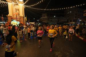 BIB: 208, 4801
                            <button type="button" onclick="openModal(26260716)" class="btn btn-primary btn-sm float-right btn-popup" data-toggle="modal" data-target=".modal-high-quality">
                        <i class="fas fa-shopping-cart"></i> Add to Cart
                    </button>
                                            <button type="button" onclick="isThisMe(26260716, true)" class="btn btn-success btn-sm float-right btn-popup btn-isme hidden" data-toggle="tooltip" data-placement="bottom" title="นี่คือรูปของคุณใช่ไหม คลิกที่นี่เพื่อเอาเข้าอัลบั้ม">
                        <i class="fas fa-plus"></i> Add to album
                    </button>
                    <button type="button" onclick="isThisMe(26260716, false)" class="btn btn-warning btn-sm float-right btn-popup btn-isnotme hidden">
                        <i class="fas fa-ban"></i> Remove from album
                    </button>