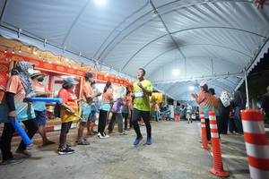 BIB: 
                            <button type="button" onclick="openModal(26258080)" class="btn btn-primary btn-sm float-right btn-popup" data-toggle="modal" data-target=".modal-high-quality">
                        <i class="fas fa-shopping-cart"></i> Add to Cart
                    </button>
                                            <button type="button" onclick="isThisMe(26258080, true)" class="btn btn-success btn-sm float-right btn-popup btn-isme hidden" data-toggle="tooltip" data-placement="bottom" title="นี่คือรูปของคุณใช่ไหม คลิกที่นี่เพื่อเอาเข้าอัลบั้ม">
                        <i class="fas fa-plus"></i> Add to album
                    </button>
                    <button type="button" onclick="isThisMe(26258080, false)" class="btn btn-warning btn-sm float-right btn-popup btn-isnotme hidden">
                        <i class="fas fa-ban"></i> Remove from album
                    </button>