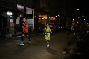 BIB: 4605
                            <button type="button" onclick="openModal(26221274)" class="btn btn-primary btn-sm float-right btn-popup" data-toggle="modal" data-target=".modal-high-quality">
                        <i class="fas fa-shopping-cart"></i> Add to Cart
                    </button>
                                            <button type="button" onclick="isThisMe(26221274, true)" class="btn btn-success btn-sm float-right btn-popup btn-isme hidden" data-toggle="tooltip" data-placement="bottom" title="นี่คือรูปของคุณใช่ไหม คลิกที่นี่เพื่อเอาเข้าอัลบั้ม">
                        <i class="fas fa-plus"></i> Add to album
                    </button>
                    <button type="button" onclick="isThisMe(26221274, false)" class="btn btn-warning btn-sm float-right btn-popup btn-isnotme hidden">
                        <i class="fas fa-ban"></i> Remove from album
                    </button>