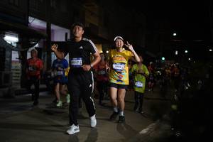 BIB: 4017, 3904, 3334
                            <button type="button" onclick="openModal(26222953)" class="btn btn-primary btn-sm float-right btn-popup" data-toggle="modal" data-target=".modal-high-quality">
                        <i class="fas fa-shopping-cart"></i> Add to Cart
                    </button>
                                            <button type="button" onclick="isThisMe(26222953, true)" class="btn btn-success btn-sm float-right btn-popup btn-isme hidden" data-toggle="tooltip" data-placement="bottom" title="นี่คือรูปของคุณใช่ไหม คลิกที่นี่เพื่อเอาเข้าอัลบั้ม">
                        <i class="fas fa-plus"></i> Add to album
                    </button>
                    <button type="button" onclick="isThisMe(26222953, false)" class="btn btn-warning btn-sm float-right btn-popup btn-isnotme hidden">
                        <i class="fas fa-ban"></i> Remove from album
                    </button>