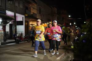 BIB: 4140, 4769
                            <button type="button" onclick="openModal(26254156)" class="btn btn-primary btn-sm float-right btn-popup" data-toggle="modal" data-target=".modal-high-quality">
                        <i class="fas fa-shopping-cart"></i> Add to Cart
                    </button>
                                            <button type="button" onclick="isThisMe(26254156, true)" class="btn btn-success btn-sm float-right btn-popup btn-isme hidden" data-toggle="tooltip" data-placement="bottom" title="นี่คือรูปของคุณใช่ไหม คลิกที่นี่เพื่อเอาเข้าอัลบั้ม">
                        <i class="fas fa-plus"></i> Add to album
                    </button>
                    <button type="button" onclick="isThisMe(26254156, false)" class="btn btn-warning btn-sm float-right btn-popup btn-isnotme hidden">
                        <i class="fas fa-ban"></i> Remove from album
                    </button>