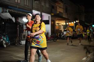 BIB: 040
                            <button type="button" onclick="openModal(26256464)" class="btn btn-primary btn-sm float-right btn-popup" data-toggle="modal" data-target=".modal-high-quality">
                        <i class="fas fa-shopping-cart"></i> Add to Cart
                    </button>
                                            <button type="button" onclick="isThisMe(26256464, true)" class="btn btn-success btn-sm float-right btn-popup btn-isme hidden" data-toggle="tooltip" data-placement="bottom" title="นี่คือรูปของคุณใช่ไหม คลิกที่นี่เพื่อเอาเข้าอัลบั้ม">
                        <i class="fas fa-plus"></i> Add to album
                    </button>
                    <button type="button" onclick="isThisMe(26256464, false)" class="btn btn-warning btn-sm float-right btn-popup btn-isnotme hidden">
                        <i class="fas fa-ban"></i> Remove from album
                    </button>