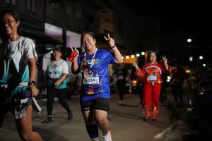 BIB: 4024
                            <button type="button" onclick="openModal(26248988)" class="btn btn-primary btn-sm float-right btn-popup" data-toggle="modal" data-target=".modal-high-quality">
                        <i class="fas fa-shopping-cart"></i> Add to Cart
                    </button>
                                            <button type="button" onclick="isThisMe(26248988, true)" class="btn btn-success btn-sm float-right btn-popup btn-isme hidden" data-toggle="tooltip" data-placement="bottom" title="นี่คือรูปของคุณใช่ไหม คลิกที่นี่เพื่อเอาเข้าอัลบั้ม">
                        <i class="fas fa-plus"></i> Add to album
                    </button>
                    <button type="button" onclick="isThisMe(26248988, false)" class="btn btn-warning btn-sm float-right btn-popup btn-isnotme hidden">
                        <i class="fas fa-ban"></i> Remove from album
                    </button>