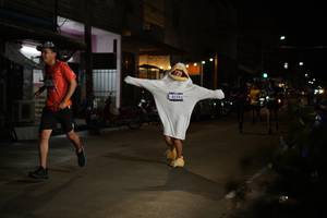 BIB: 
                            <button type="button" onclick="openModal(26221305)" class="btn btn-primary btn-sm float-right btn-popup" data-toggle="modal" data-target=".modal-high-quality">
                        <i class="fas fa-shopping-cart"></i> Add to Cart
                    </button>
                                            <button type="button" onclick="isThisMe(26221305, true)" class="btn btn-success btn-sm float-right btn-popup btn-isme hidden" data-toggle="tooltip" data-placement="bottom" title="นี่คือรูปของคุณใช่ไหม คลิกที่นี่เพื่อเอาเข้าอัลบั้ม">
                        <i class="fas fa-plus"></i> Add to album
                    </button>
                    <button type="button" onclick="isThisMe(26221305, false)" class="btn btn-warning btn-sm float-right btn-popup btn-isnotme hidden">
                        <i class="fas fa-ban"></i> Remove from album
                    </button>