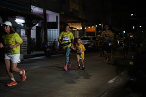 BIB: 3294
                            <button type="button" onclick="openModal(26222419)" class="btn btn-primary btn-sm float-right btn-popup" data-toggle="modal" data-target=".modal-high-quality">
                        <i class="fas fa-shopping-cart"></i> Add to Cart
                    </button>
                                            <button type="button" onclick="isThisMe(26222419, true)" class="btn btn-success btn-sm float-right btn-popup btn-isme hidden" data-toggle="tooltip" data-placement="bottom" title="นี่คือรูปของคุณใช่ไหม คลิกที่นี่เพื่อเอาเข้าอัลบั้ม">
                        <i class="fas fa-plus"></i> Add to album
                    </button>
                    <button type="button" onclick="isThisMe(26222419, false)" class="btn btn-warning btn-sm float-right btn-popup btn-isnotme hidden">
                        <i class="fas fa-ban"></i> Remove from album
                    </button>