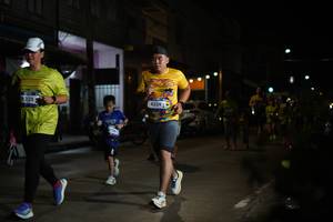 BIB: 4235, 4339
                            <button type="button" onclick="openModal(26222406)" class="btn btn-primary btn-sm float-right btn-popup" data-toggle="modal" data-target=".modal-high-quality">
                        <i class="fas fa-shopping-cart"></i> Add to Cart
                    </button>
                                            <button type="button" onclick="isThisMe(26222406, true)" class="btn btn-success btn-sm float-right btn-popup btn-isme hidden" data-toggle="tooltip" data-placement="bottom" title="นี่คือรูปของคุณใช่ไหม คลิกที่นี่เพื่อเอาเข้าอัลบั้ม">
                        <i class="fas fa-plus"></i> Add to album
                    </button>
                    <button type="button" onclick="isThisMe(26222406, false)" class="btn btn-warning btn-sm float-right btn-popup btn-isnotme hidden">
                        <i class="fas fa-ban"></i> Remove from album
                    </button>