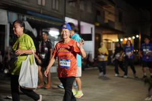 BIB: 4748
                            <button type="button" onclick="openModal(26256498)" class="btn btn-primary btn-sm float-right btn-popup" data-toggle="modal" data-target=".modal-high-quality">
                        <i class="fas fa-shopping-cart"></i> Add to Cart
                    </button>
                                            <button type="button" onclick="isThisMe(26256498, true)" class="btn btn-success btn-sm float-right btn-popup btn-isme hidden" data-toggle="tooltip" data-placement="bottom" title="นี่คือรูปของคุณใช่ไหม คลิกที่นี่เพื่อเอาเข้าอัลบั้ม">
                        <i class="fas fa-plus"></i> Add to album
                    </button>
                    <button type="button" onclick="isThisMe(26256498, false)" class="btn btn-warning btn-sm float-right btn-popup btn-isnotme hidden">
                        <i class="fas fa-ban"></i> Remove from album
                    </button>