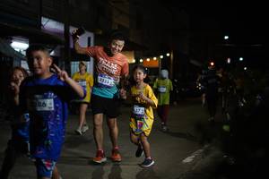 BIB: 286, 3255
                            <button type="button" onclick="openModal(26222988)" class="btn btn-primary btn-sm float-right btn-popup" data-toggle="modal" data-target=".modal-high-quality">
                        <i class="fas fa-shopping-cart"></i> Add to Cart
                    </button>
                                            <button type="button" onclick="isThisMe(26222988, true)" class="btn btn-success btn-sm float-right btn-popup btn-isme hidden" data-toggle="tooltip" data-placement="bottom" title="นี่คือรูปของคุณใช่ไหม คลิกที่นี่เพื่อเอาเข้าอัลบั้ม">
                        <i class="fas fa-plus"></i> Add to album
                    </button>
                    <button type="button" onclick="isThisMe(26222988, false)" class="btn btn-warning btn-sm float-right btn-popup btn-isnotme hidden">
                        <i class="fas fa-ban"></i> Remove from album
                    </button>