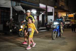 BIB: 3058
                            <button type="button" onclick="openModal(26256067)" class="btn btn-primary btn-sm float-right btn-popup" data-toggle="modal" data-target=".modal-high-quality">
                        <i class="fas fa-shopping-cart"></i> Add to Cart
                    </button>
                                            <button type="button" onclick="isThisMe(26256067, true)" class="btn btn-success btn-sm float-right btn-popup btn-isme hidden" data-toggle="tooltip" data-placement="bottom" title="นี่คือรูปของคุณใช่ไหม คลิกที่นี่เพื่อเอาเข้าอัลบั้ม">
                        <i class="fas fa-plus"></i> Add to album
                    </button>
                    <button type="button" onclick="isThisMe(26256067, false)" class="btn btn-warning btn-sm float-right btn-popup btn-isnotme hidden">
                        <i class="fas fa-ban"></i> Remove from album
                    </button>