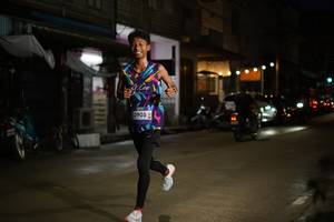 BIB: 3905
                            <button type="button" onclick="openModal(26220011)" class="btn btn-primary btn-sm float-right btn-popup" data-toggle="modal" data-target=".modal-high-quality">
                        <i class="fas fa-shopping-cart"></i> Add to Cart
                    </button>
                                            <button type="button" onclick="isThisMe(26220011, true)" class="btn btn-success btn-sm float-right btn-popup btn-isme hidden" data-toggle="tooltip" data-placement="bottom" title="นี่คือรูปของคุณใช่ไหม คลิกที่นี่เพื่อเอาเข้าอัลบั้ม">
                        <i class="fas fa-plus"></i> Add to album
                    </button>
                    <button type="button" onclick="isThisMe(26220011, false)" class="btn btn-warning btn-sm float-right btn-popup btn-isnotme hidden">
                        <i class="fas fa-ban"></i> Remove from album
                    </button>