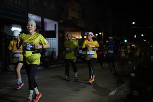 BIB: 1401, 3346
                            <button type="button" onclick="openModal(26222354)" class="btn btn-primary btn-sm float-right btn-popup" data-toggle="modal" data-target=".modal-high-quality">
                        <i class="fas fa-shopping-cart"></i> Add to Cart
                    </button>
                                            <button type="button" onclick="isThisMe(26222354, true)" class="btn btn-success btn-sm float-right btn-popup btn-isme hidden" data-toggle="tooltip" data-placement="bottom" title="นี่คือรูปของคุณใช่ไหม คลิกที่นี่เพื่อเอาเข้าอัลบั้ม">
                        <i class="fas fa-plus"></i> Add to album
                    </button>
                    <button type="button" onclick="isThisMe(26222354, false)" class="btn btn-warning btn-sm float-right btn-popup btn-isnotme hidden">
                        <i class="fas fa-ban"></i> Remove from album
                    </button>