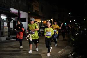 BIB: 4437
                            <button type="button" onclick="openModal(26249250)" class="btn btn-primary btn-sm float-right btn-popup" data-toggle="modal" data-target=".modal-high-quality">
                        <i class="fas fa-shopping-cart"></i> Add to Cart
                    </button>
                                            <button type="button" onclick="isThisMe(26249250, true)" class="btn btn-success btn-sm float-right btn-popup btn-isme hidden" data-toggle="tooltip" data-placement="bottom" title="นี่คือรูปของคุณใช่ไหม คลิกที่นี่เพื่อเอาเข้าอัลบั้ม">
                        <i class="fas fa-plus"></i> Add to album
                    </button>
                    <button type="button" onclick="isThisMe(26249250, false)" class="btn btn-warning btn-sm float-right btn-popup btn-isnotme hidden">
                        <i class="fas fa-ban"></i> Remove from album
                    </button>